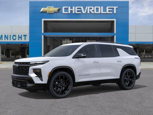 Polar White Tricoat 2026 Chevrolet Traverse RS