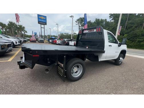2025 Chevrolet Silverado 3500 WT