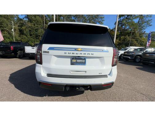 2024 Chevrolet Suburban LT