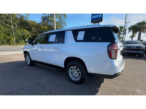 2024 Chevrolet Suburban LT