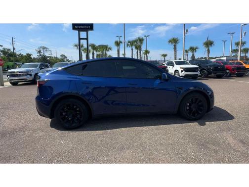 Deep Blue Metallic 2022 Tesla Model Y Long Range Dual Motor All-Wheel Drive