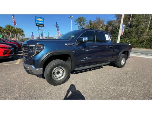 2022 GMC Sierra 1500 SLT