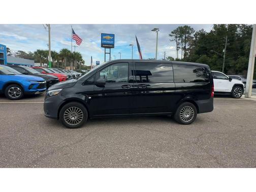 2023 Mercedes-Benz Metris Base
