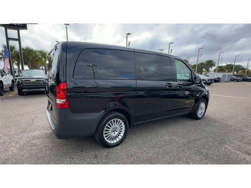 2023 Mercedes-Benz Metris Base