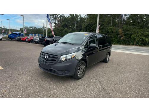 2023 Mercedes-Benz Metris Base