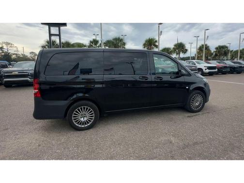 2023 Mercedes-Benz Metris Base