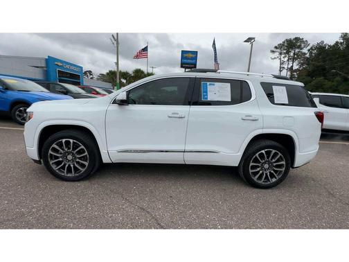 2022 GMC Acadia Denali