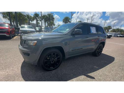 2020 Jeep Grand Cherokee Altitude