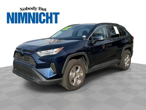 2022 Toyota RAV4 XLE