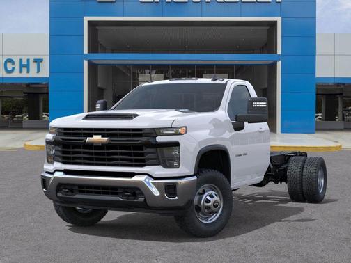 2026 Chevrolet Silverado 3500 WT
