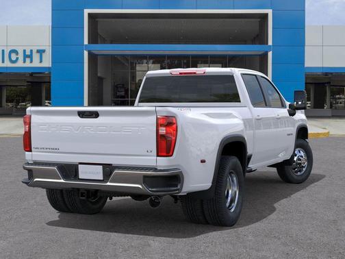 2026 Chevrolet Silverado 3500 LT