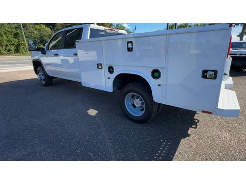 2026 Chevrolet Silverado 3500 WT