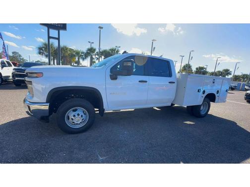 2026 Chevrolet Silverado 3500 WT