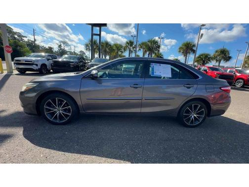 2016 Toyota Camry XSE