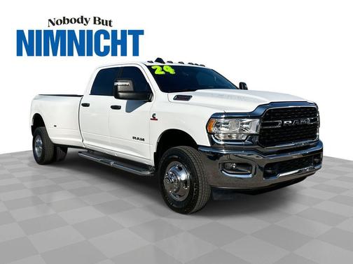 2024 RAM 3500 Big Horn Crew Cab 4x4 8' Box