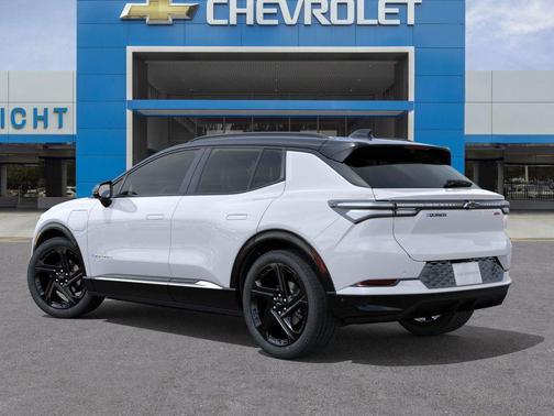 Polar White Tricoat 2026 Chevrolet Equinox EV RS