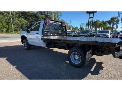 2026 Chevrolet Silverado 3500 WT