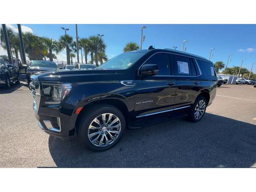 2022 GMC Yukon SLT