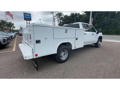 2025 Chevrolet Silverado 3500 WT