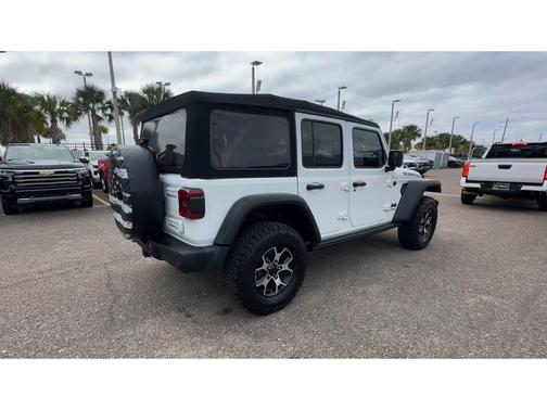Bright White Clearcoat 2021 Jeep Wrangler Unlimited Rubicon