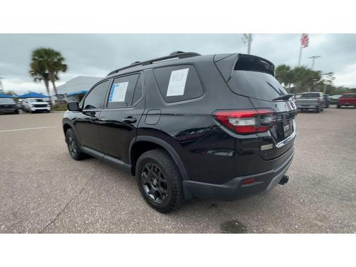 2023 Honda Pilot AWD TrailSport