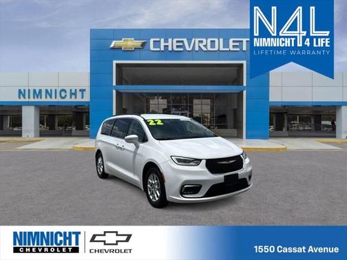 2022 Chrysler Pacifica Touring L