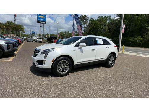 Crystal White Tricoat 2017 Cadillac XT5 Luxury