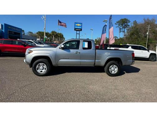 2023 Toyota Tacoma SR5