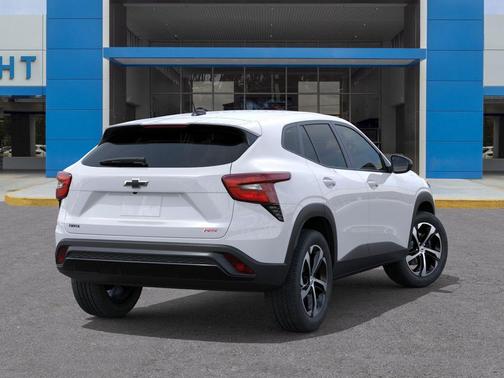 Summit White 2026 Chevrolet Trax FWD 1RS