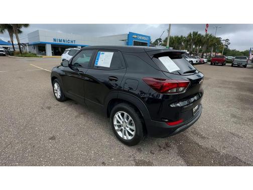 Mosaic Black Metallic 2025 Chevrolet Trailblazer LS