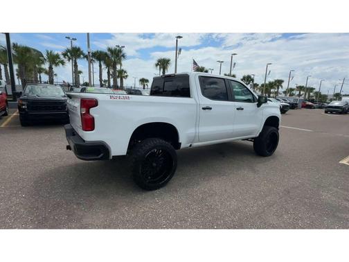 Summit White 2025 Chevrolet Silverado 1500 LT Trail Boss