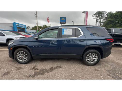 Northsky Blue Metallic 2023 Chevrolet Traverse LT Cloth
