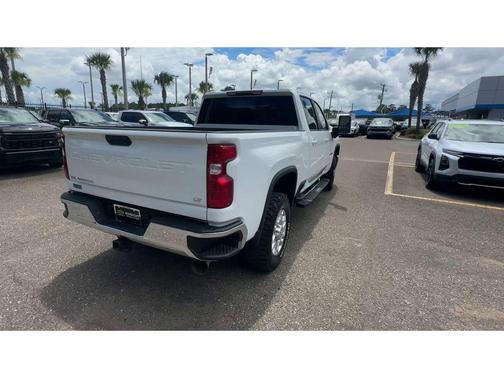 Summit White 2025 Chevrolet Silverado 2500 LT