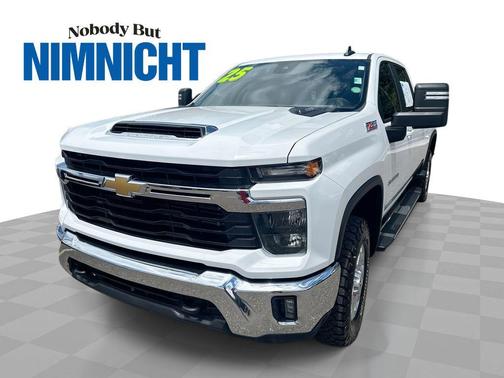 Summit White 2025 Chevrolet Silverado 2500 LT