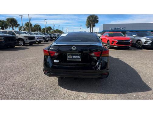 2024 Nissan Altima S FWD