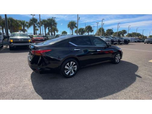 2024 Nissan Altima S FWD