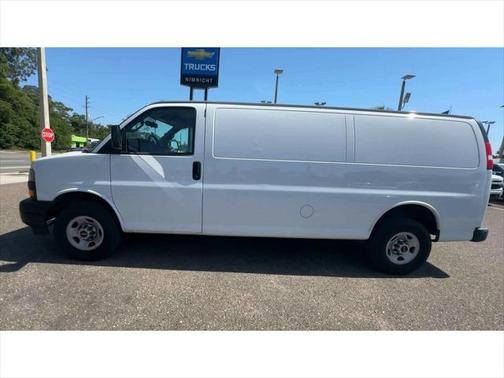 2023 GMC Savana 2500 Work Van