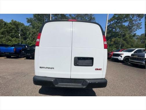 2023 GMC Savana 2500 Work Van
