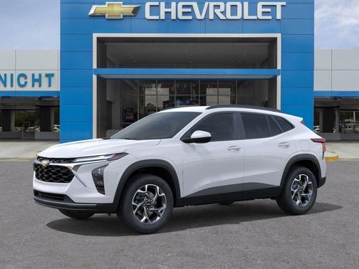 Summit White 2026 Chevrolet Trax LT