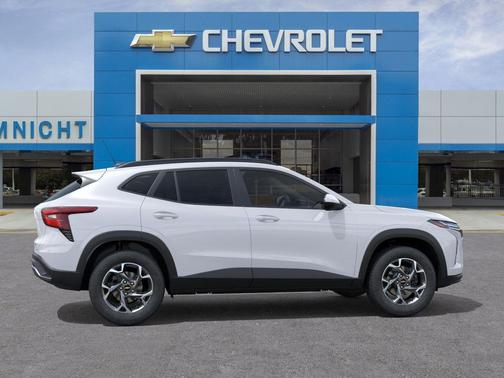 Summit White 2026 Chevrolet Trax LT