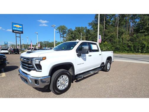 Summit White 2026 Chevrolet Silverado 2500 LTZ