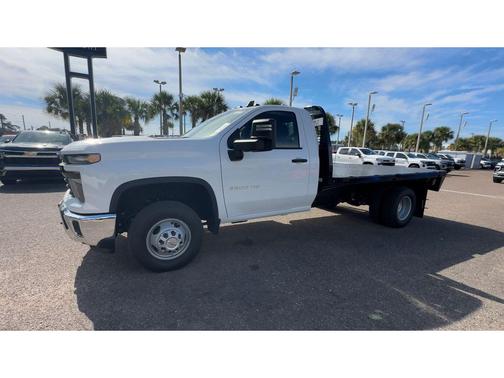 2026 Chevrolet Silverado 3500 WT