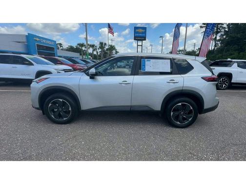 Brilliant Silver Metallic 2024 Nissan Rogue SV