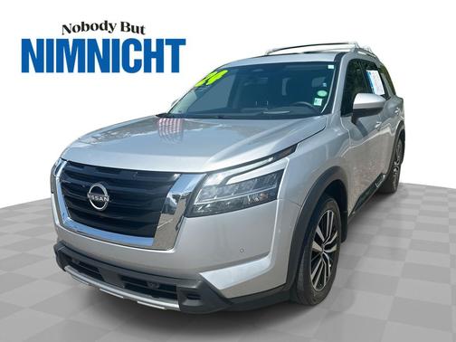 Brilliant Silver Metallic 2024 Nissan Pathfinder Platinum FWD