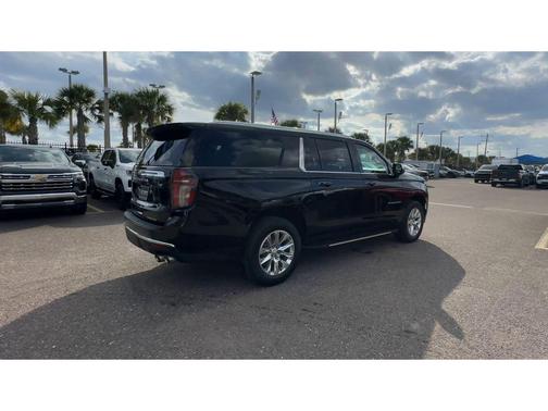 2024 Chevrolet Suburban Premier