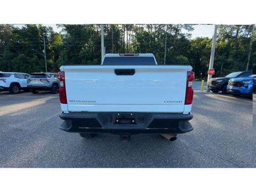 2024 Chevrolet Silverado 2500 Custom