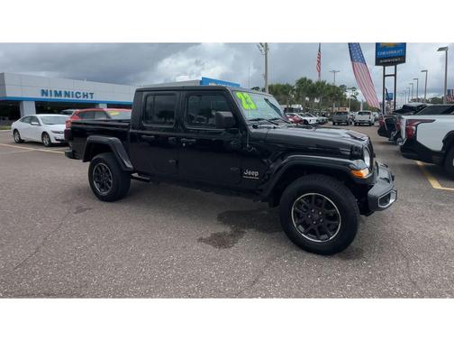 2023 Jeep Gladiator Overland