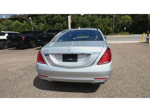 2017 Mercedes-Benz S-Class S550
