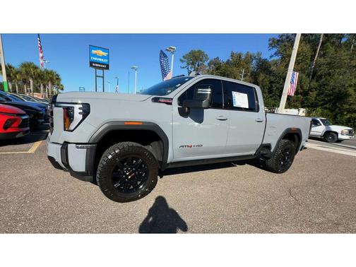 2024 GMC Sierra 2500 AT4