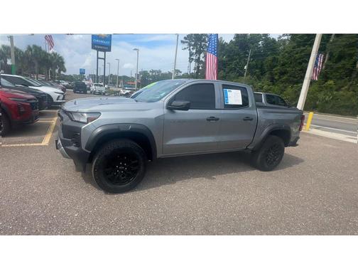 Sterling Gray Metallic 2024 Chevrolet Colorado Trail Boss